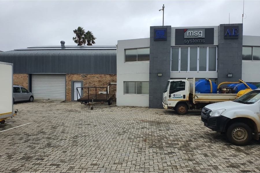 To Let commercial Property for Rent in Newton Park Eastern Cape